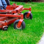 lawn mowing service and lawn maintenance